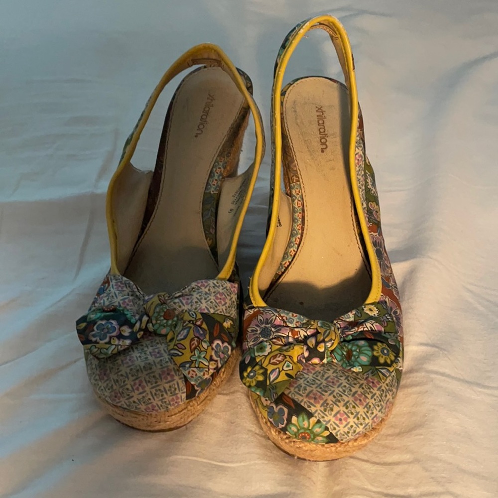 floral wedges